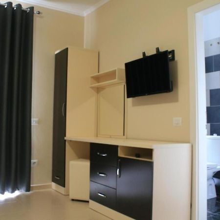 Apartments In Potam Хімара Екстер'єр фото