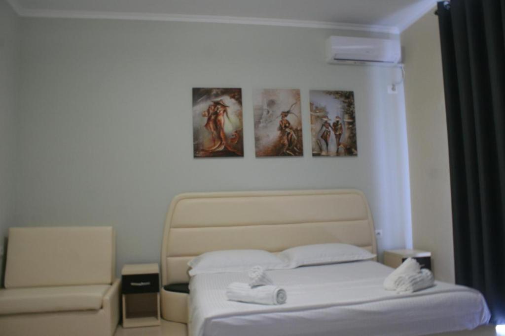 Apartments In Potam Хімара Екстер'єр фото
