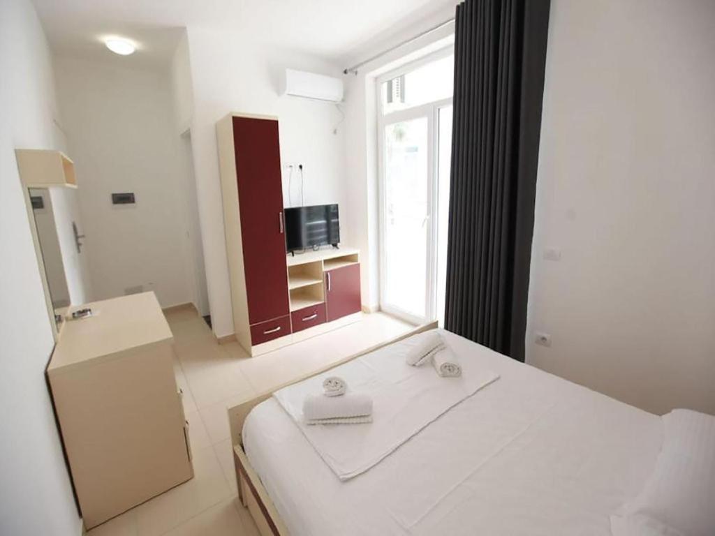 Apartments In Potam Хімара Екстер'єр фото