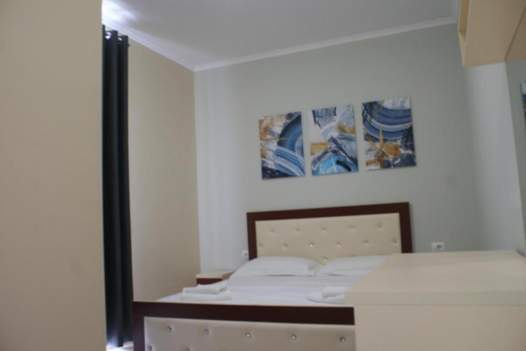 Apartments In Potam Хімара Екстер'єр фото