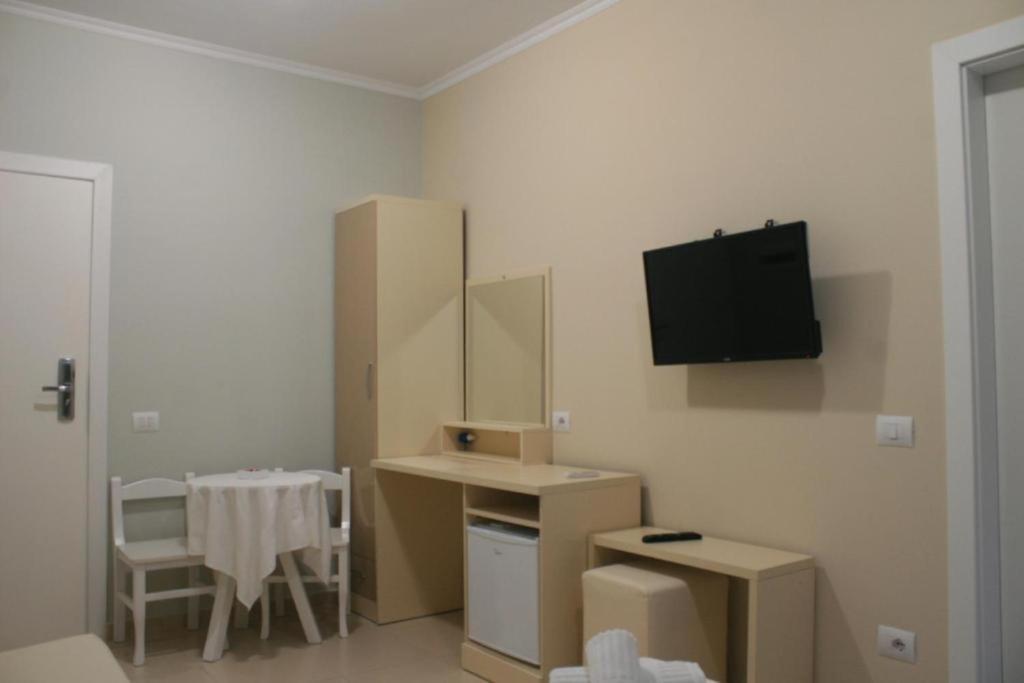 Apartments In Potam Хімара Екстер'єр фото