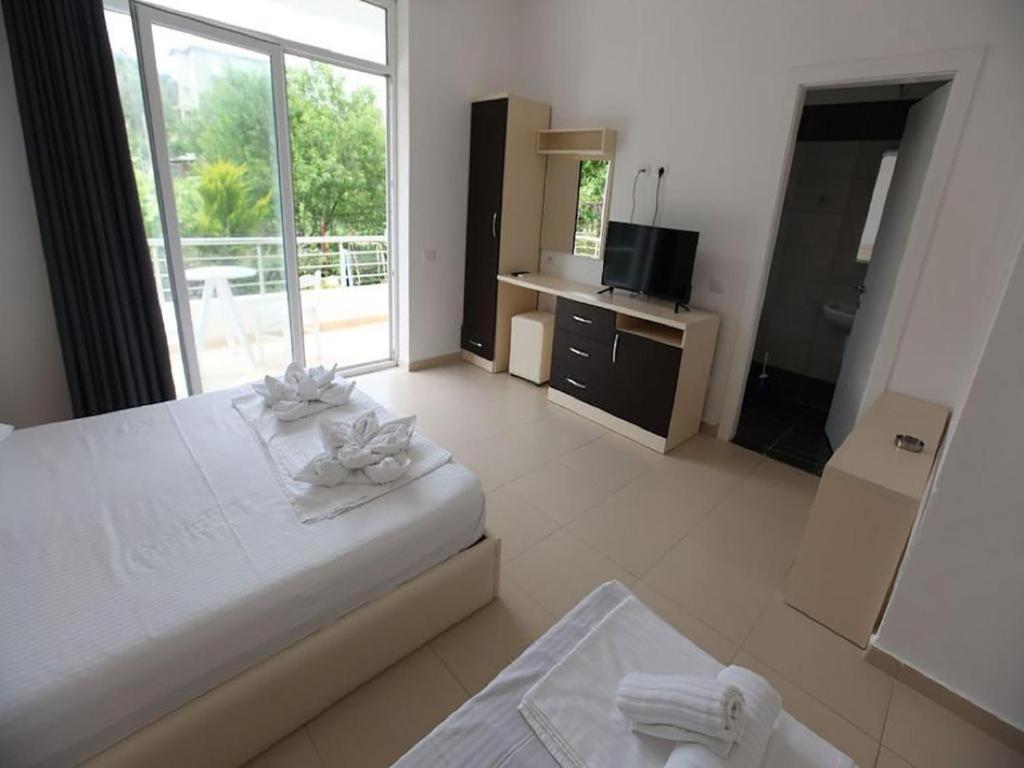 Apartments In Potam Хімара Екстер'єр фото
